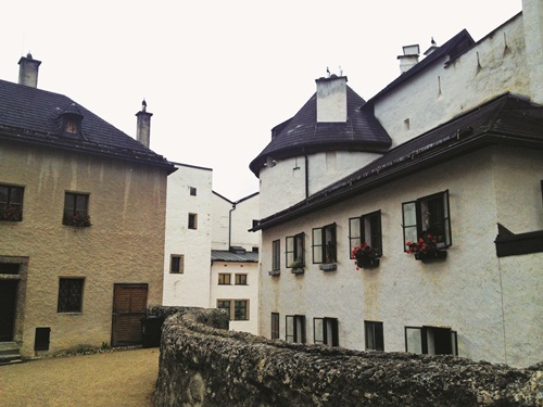 Dạo chơi ở "Lâu đài muối" Salzburg, Áo